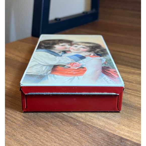 Vintage Hoffmann Swiss Made Candy Tin – Children Illustration, Red Metal Box - Picture 4 of 8